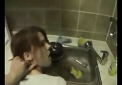 Hunk Mike Tanner video sex amatoriale spara sperma in bocca dopo un pompino sciatto